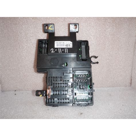 2007 hyundai entourage junction box|Hyundai 91950.